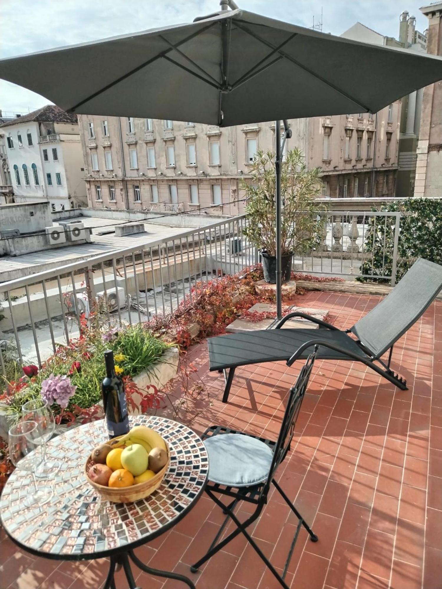 Sunny Terrace Διαμέρισμα Σπλιτ Εξωτερικό φωτογραφία